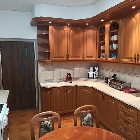 Rodinna Izba Stummer * Topoľčany