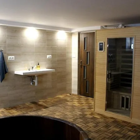 Rodinna Izba Stummer 招待所 Topoľčany